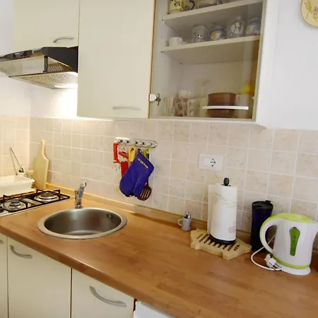 Vesna Peovic By Interhome * Zambratija (Istria)