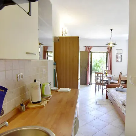 Apartman Vesna Peovic By Interhome *