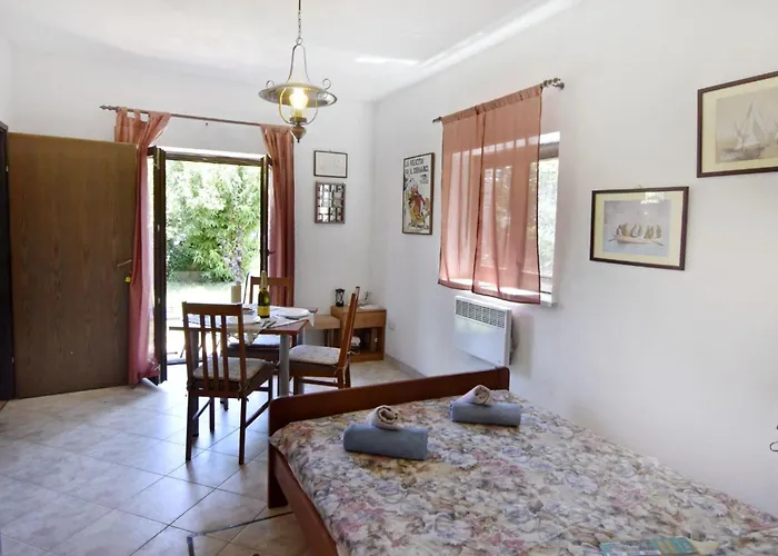 Apartman Vesna Peovic By Interhome