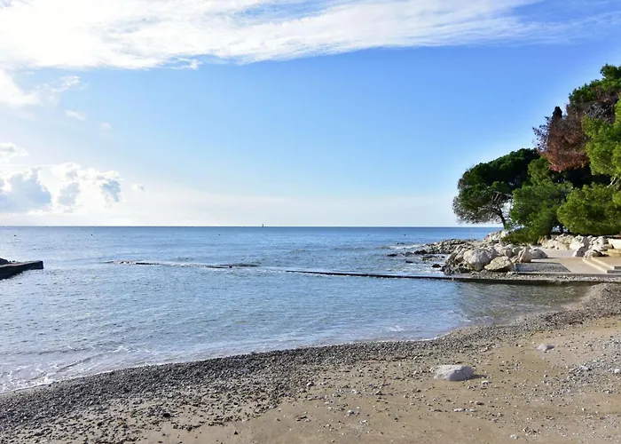 Vesna Peovic By Interhome Apartman